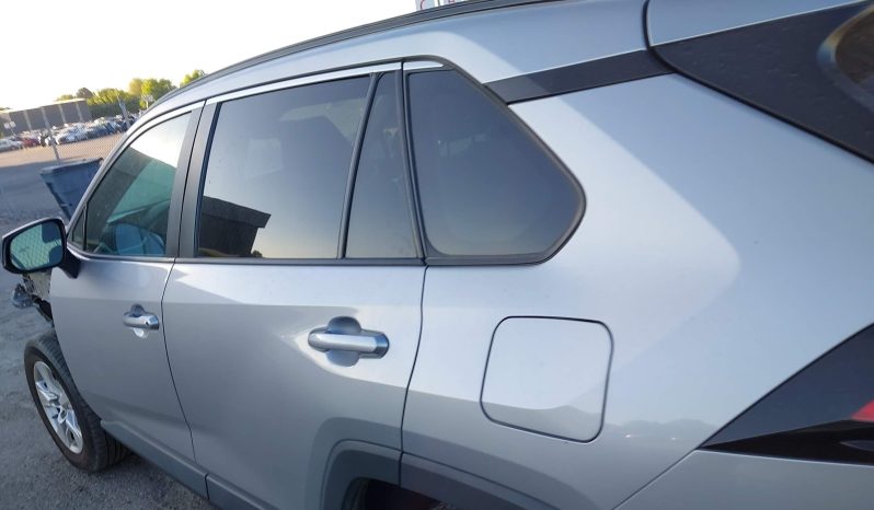 
								2021 Toyota RAV4 full									