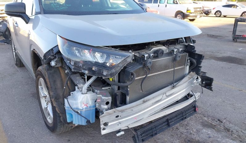 
								2021 Toyota RAV4 full									