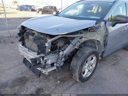 
										2021 Toyota RAV4 full									