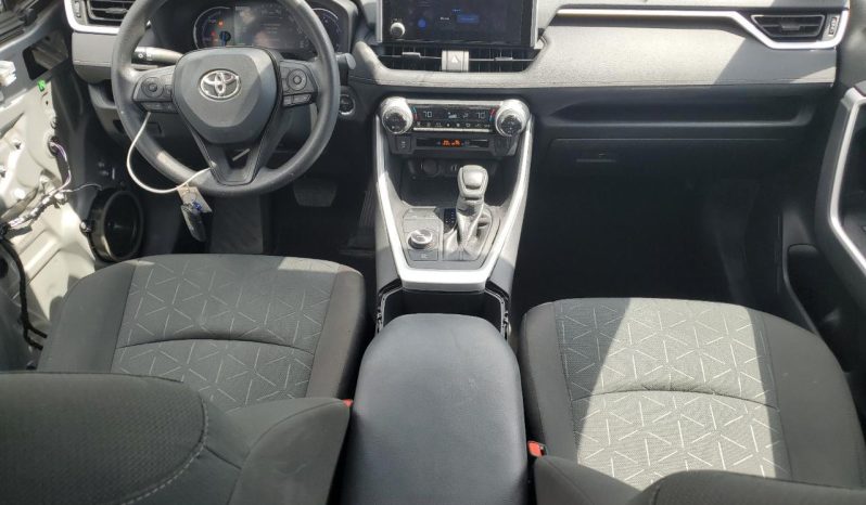
								2023 Toyota RAV4 full									