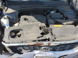 
										2020 Kia Sorento full									