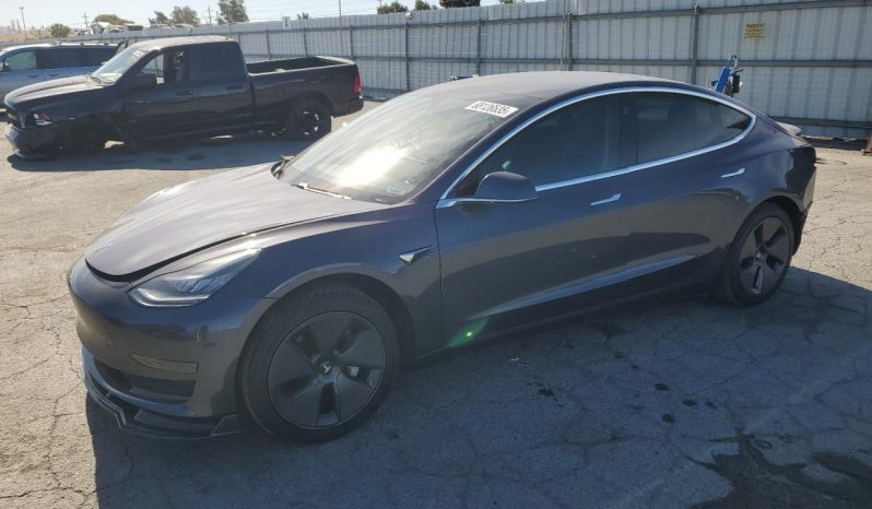 
								Tesla MODEL 3 full									