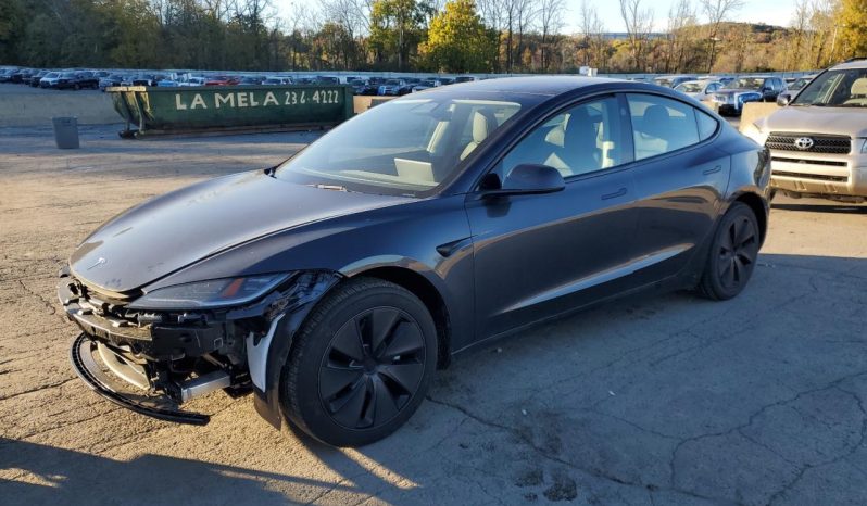 
								Tesla MODEL 3 full									