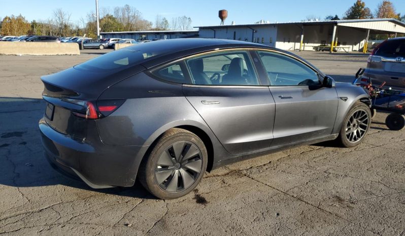 
								Tesla MODEL 3 full									