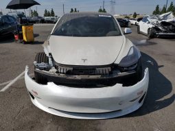 
										TESLA MODEL 3 full									