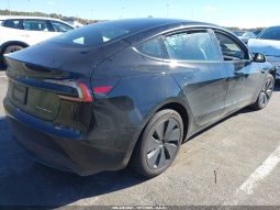 
										Tesla Model 3 full									
