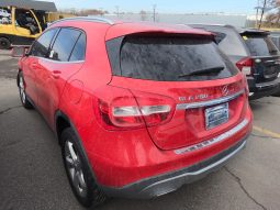 
										MERCEDES-BENZ GLA 250 full									