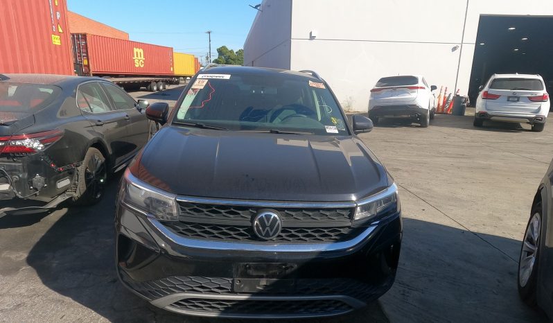 
								VOLKSWAGEN TAOS full									