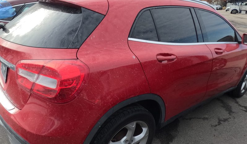 
								MERCEDES-BENZ GLA 250 full									