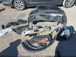 
										Mitsubishi Outlander full									