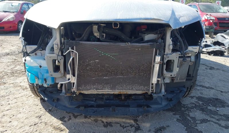 
								Mitsubishi Outlander full									