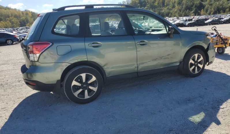 
								Subaru Forester full									