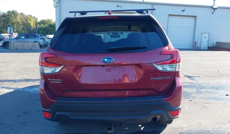 
								Subaru Forester full									