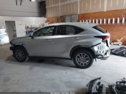 
										2017 Lexus NX 200t full									
