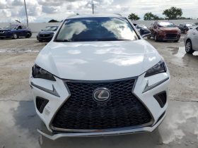 LEXUS NX 300