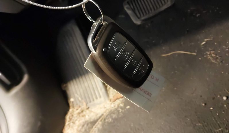 
								Hyundai Ioniq, Plug-In Hybrid full									