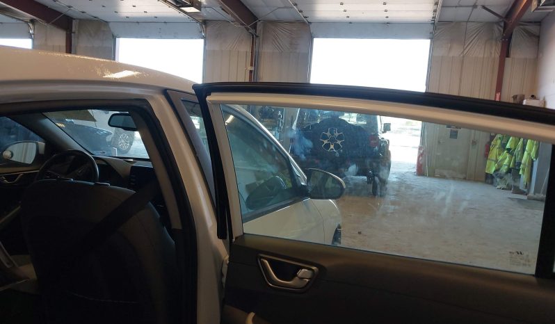 
								Hyundai Ioniq, Plug-In Hybrid full									