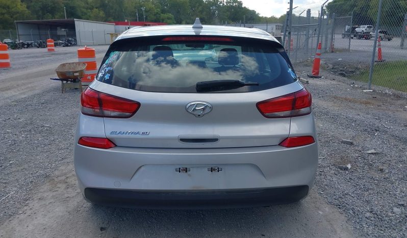 
								HYUNDAI ELANTRA GT full									