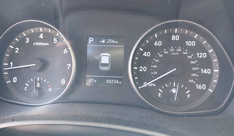 
								HYUNDAI ELANTRA GT full									