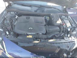 
										INFINITI QX30 full									
