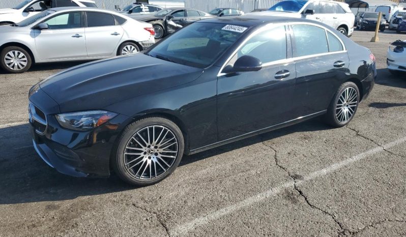 
								Mercedes-Benz C-Class full									