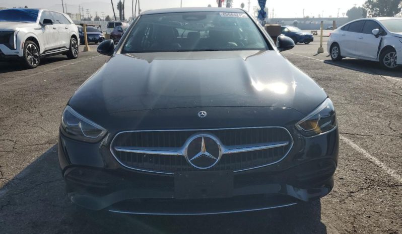 
								Mercedes-Benz C-Class full									