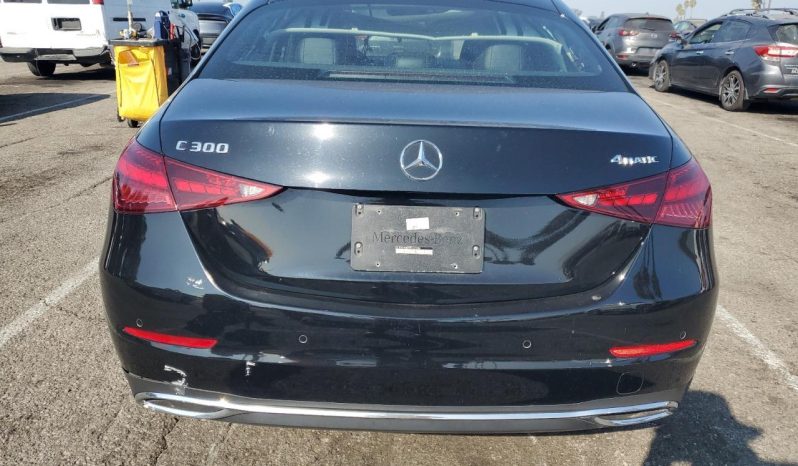 
								Mercedes-Benz C-Class full									