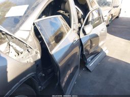 
										Mercedes-Benz GLA 250 full									