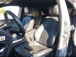 
										Mercedes-Benz GLA 250 full									