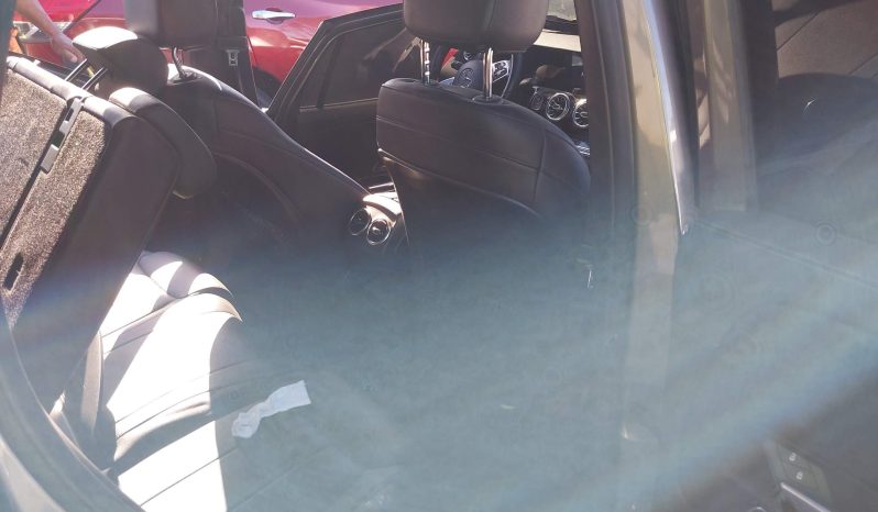 
								Mercedes-Benz GLA 250 full									