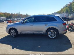 
										Audi Q7 full									
