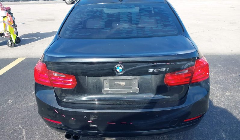 
								BMW 3 Series full									