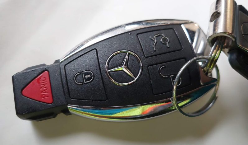 
								Mercedes-Benz S 550 full									