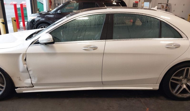 
								Mercedes-Benz S 550 full									