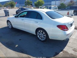 
										2017 Mercedes-Benz E-Class full									