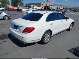 
										2017 Mercedes-Benz E-Class full									