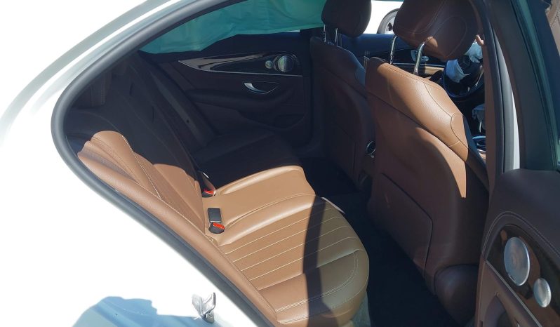 
								2017 Mercedes-Benz E-Class full									