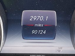 
										Mercedes-Benz E 300 full									