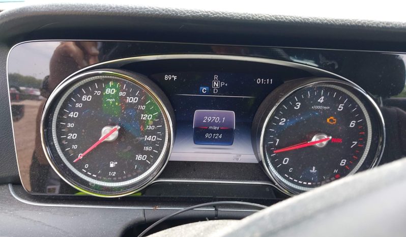 
								Mercedes-Benz E 300 full									