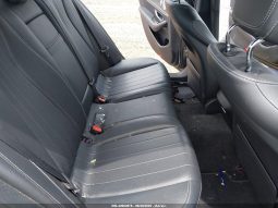 
										Mercedes-Benz E 300 full									