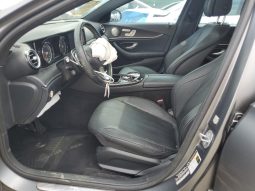 
										MERCEDES-BENZ E-CLASS full									