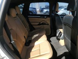 
										Porsche Cayenne full									