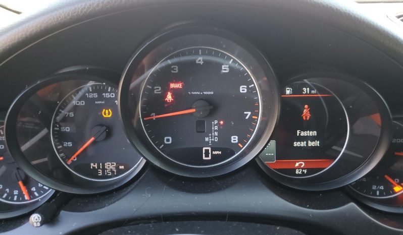 
								Porsche Cayenne full									