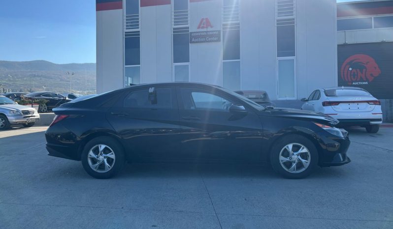 
								HYUNDAI ELANTRA full									