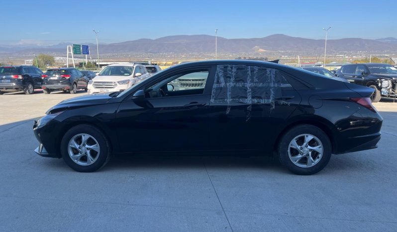 
								HYUNDAI ELANTRA full									