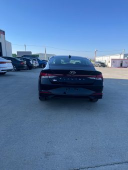 
										HYUNDAI ELANTRA full									