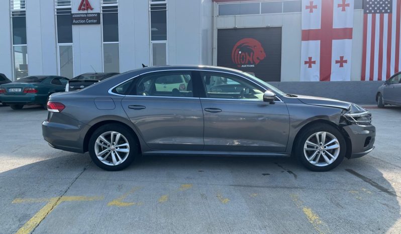 
								VOLKSWAGEN PASSAT full									