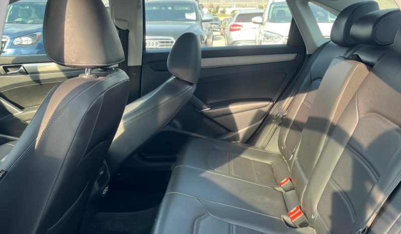 
								VOLKSWAGEN PASSAT full									