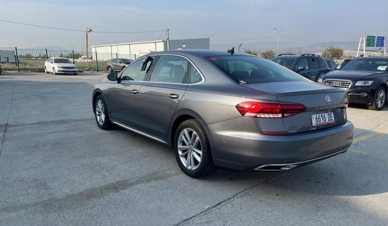 
								VOLKSWAGEN PASSAT full									