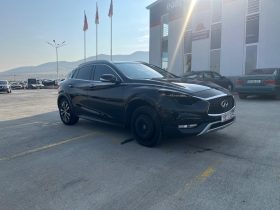 2017 Infiniti QX30